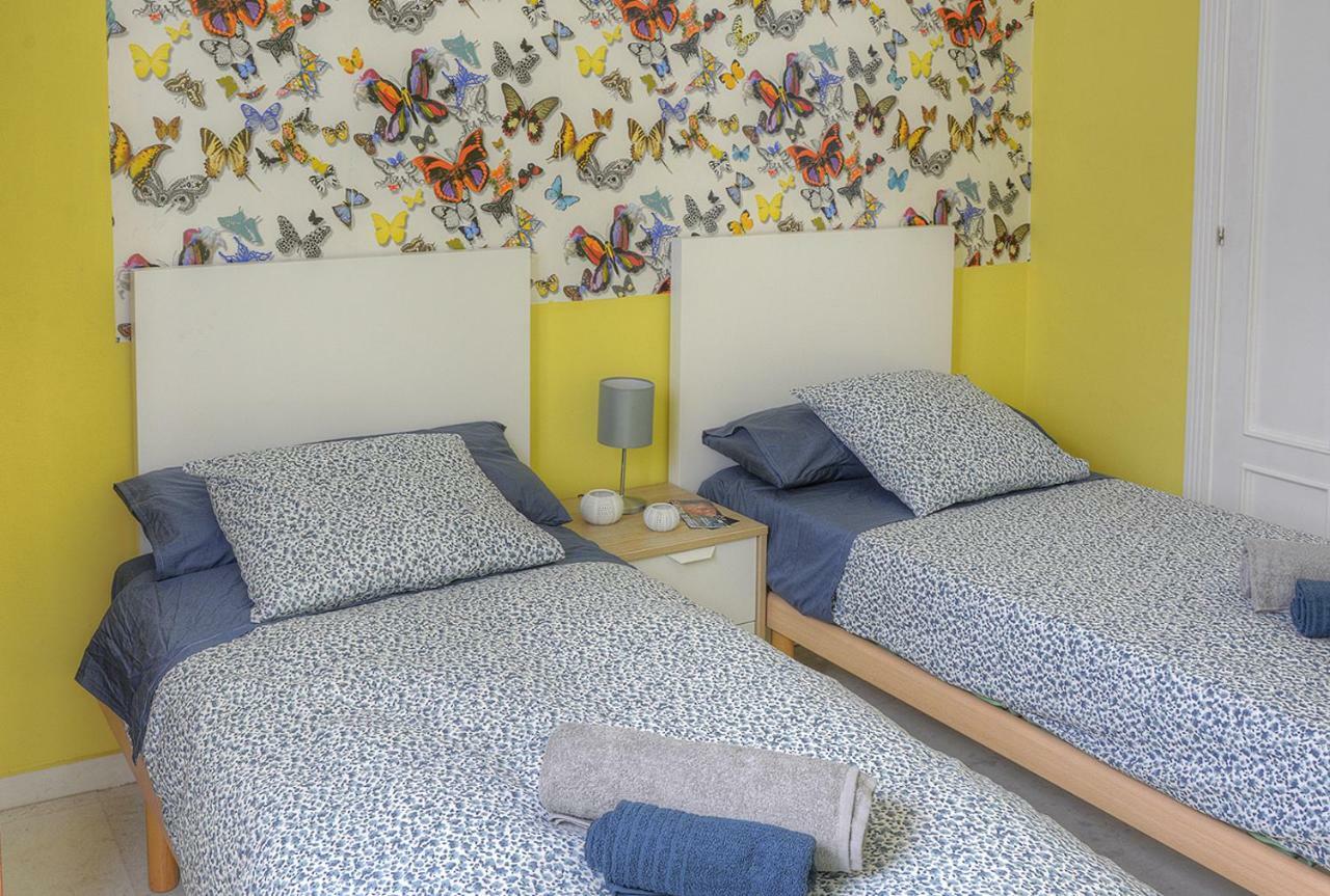Sevilla Butterfly Suites ภายนอก รูปภาพ