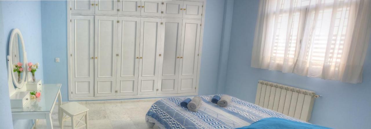Sevilla Butterfly Suites ภายนอก รูปภาพ
