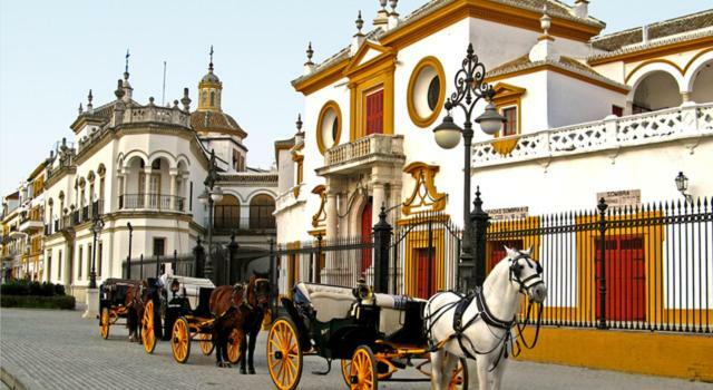 Sevilla Butterfly Suites ภายนอก รูปภาพ